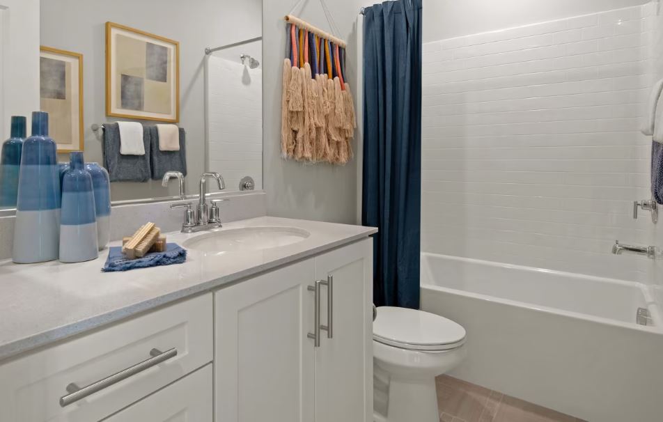 Placentia-Townhomes-For-Sale-Bathroom